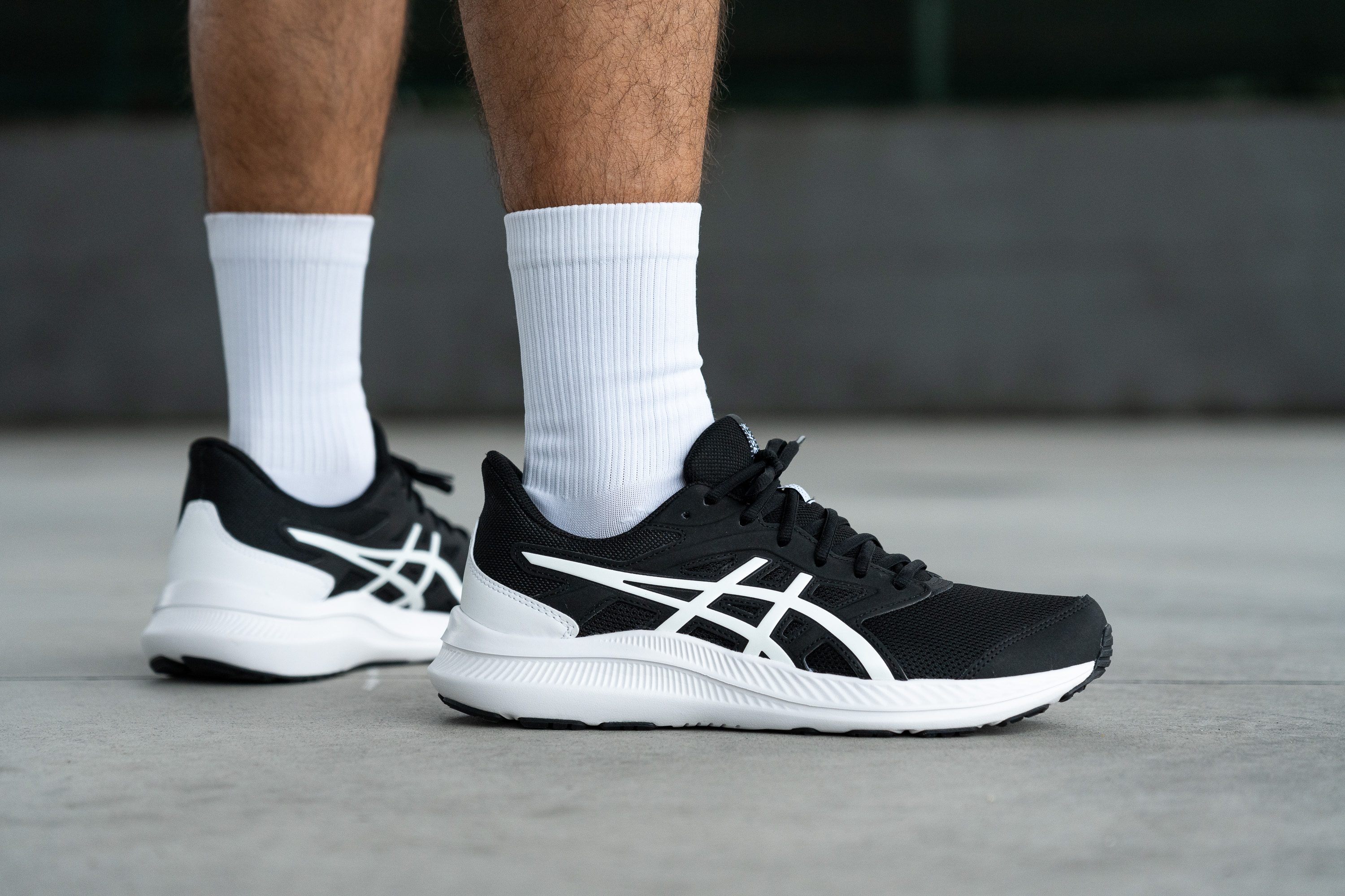 Asics Jolt 4