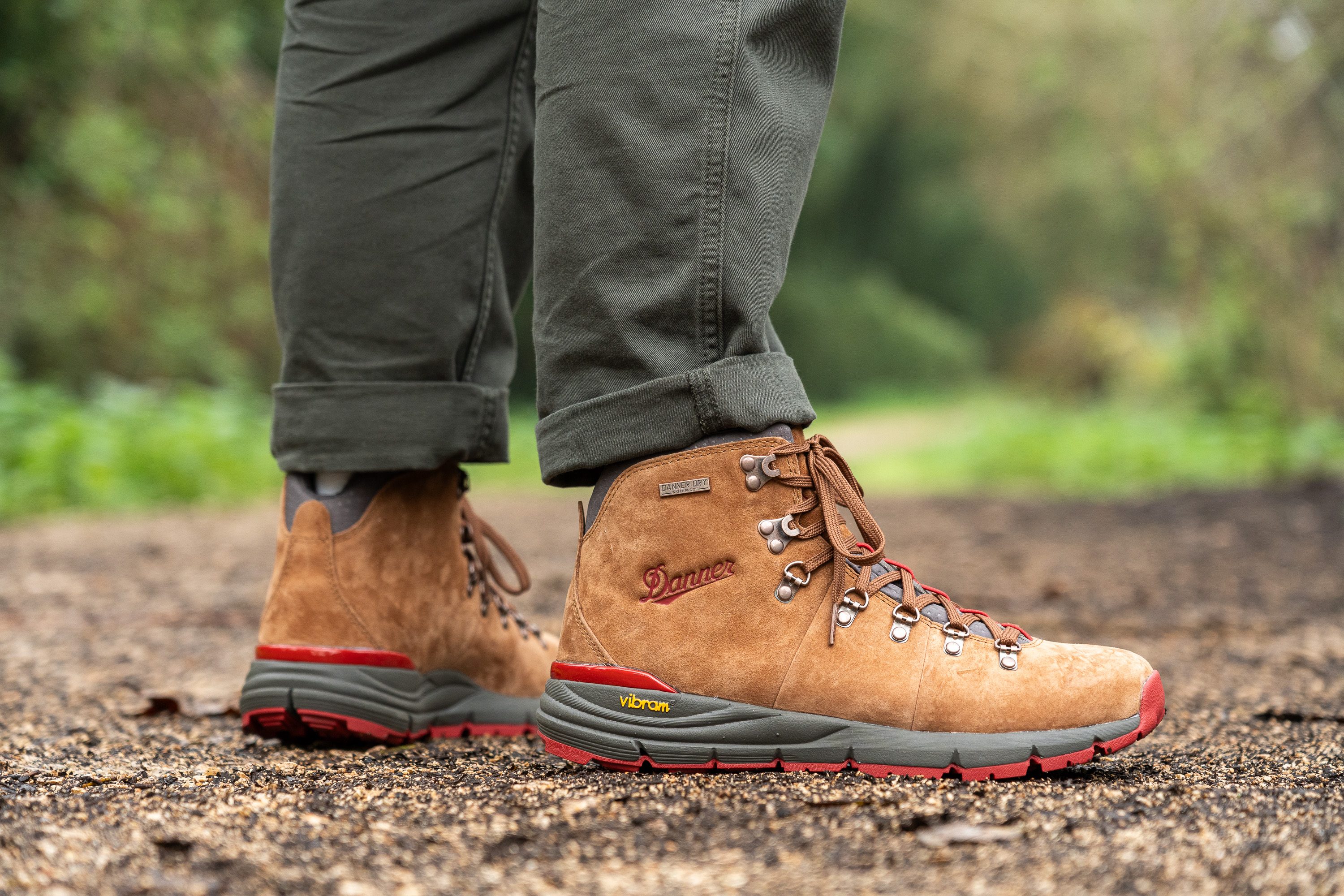 Danner Mountain 600