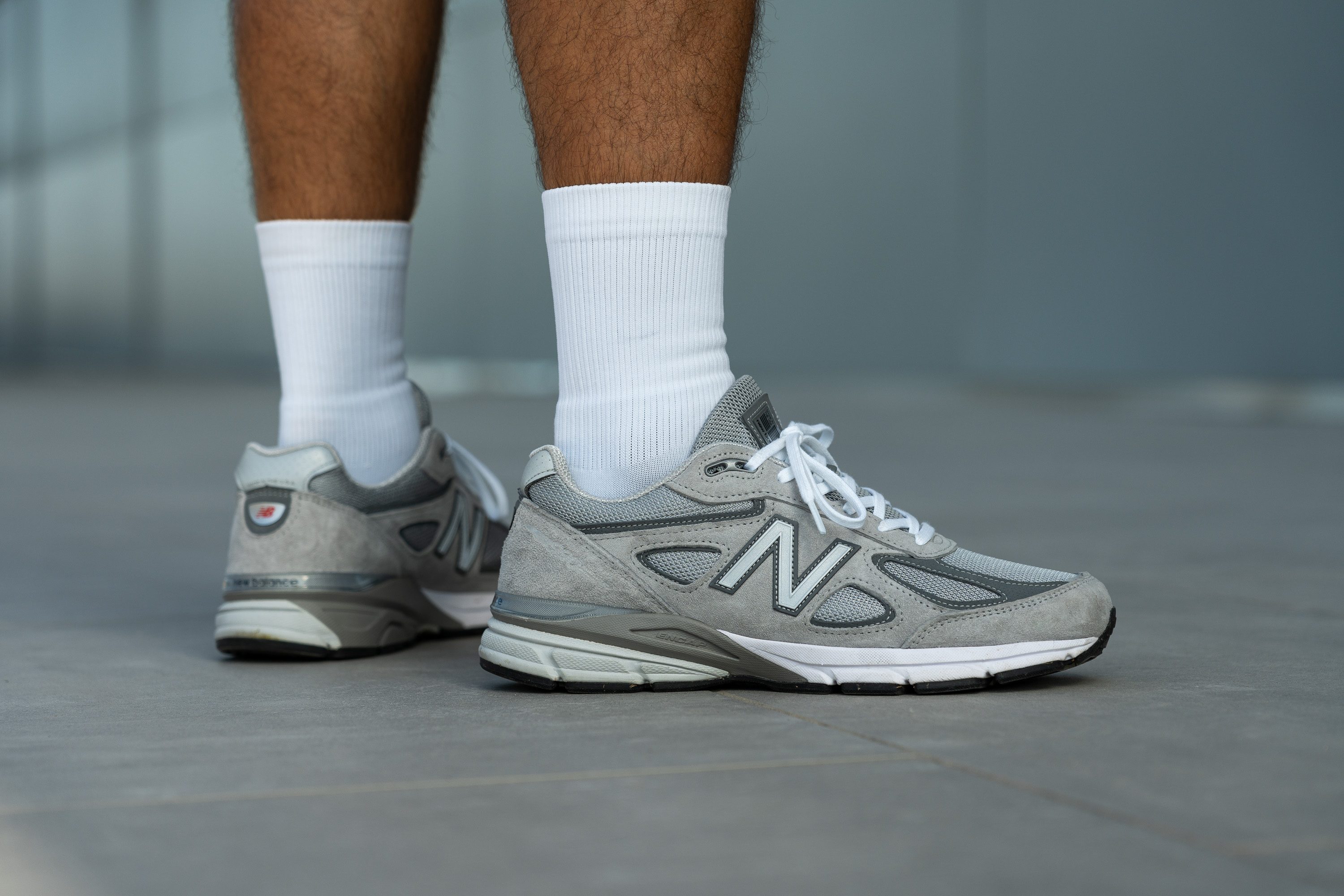 New Balance 990 v4