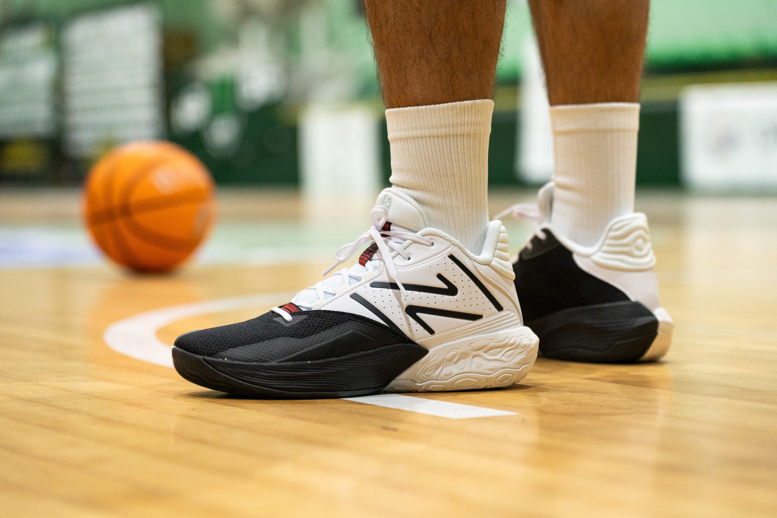 New Balance TWO WXY V4