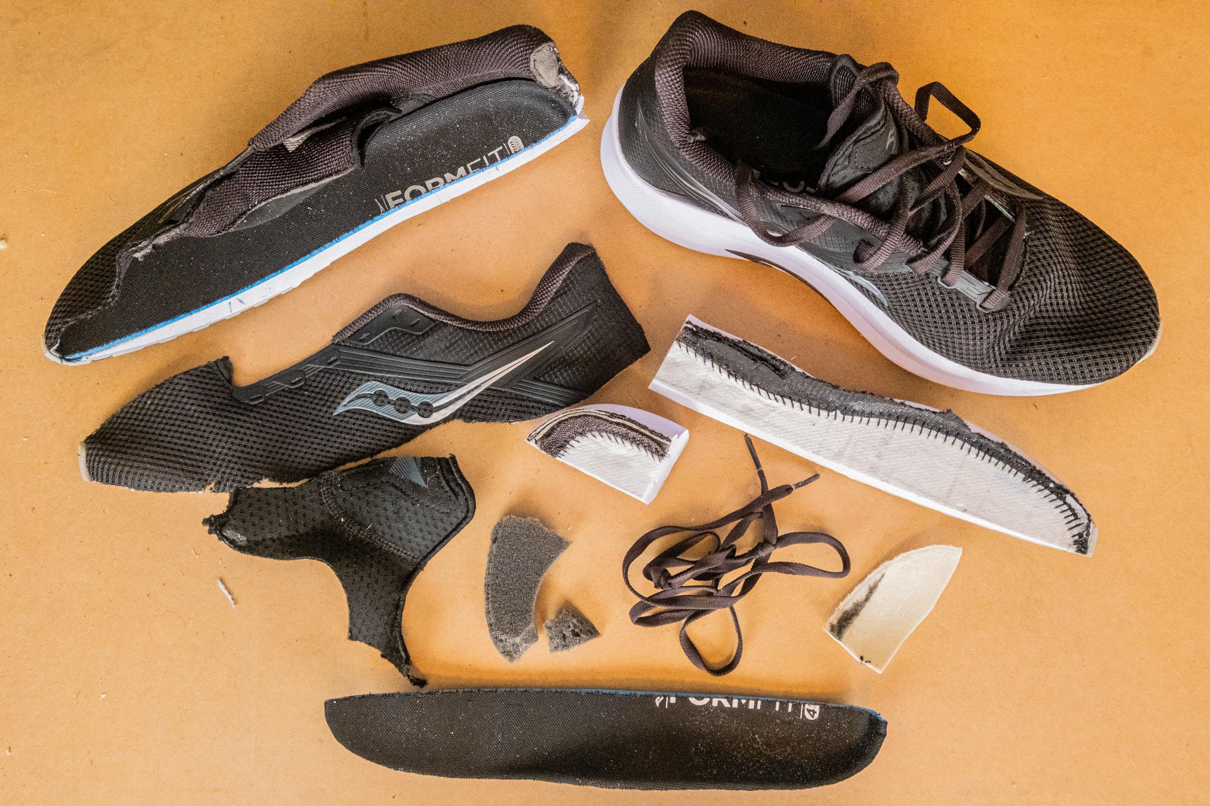 Saucony Axon