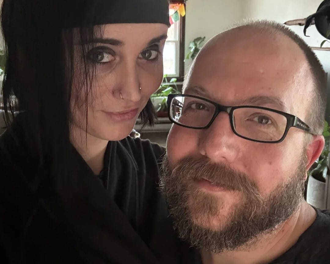 Warum kleinere Männer die bevorzugte Wahl vieler Frauen sind: Einblicke eines Followers