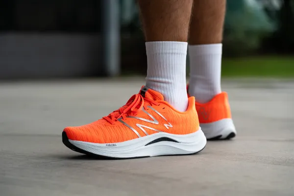 New Balance FuelCell Propel v4