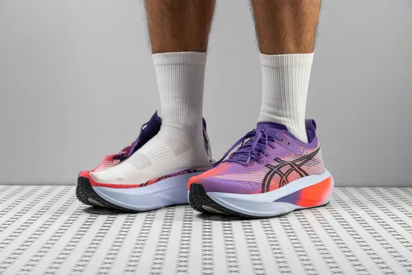 ASICS Megablast