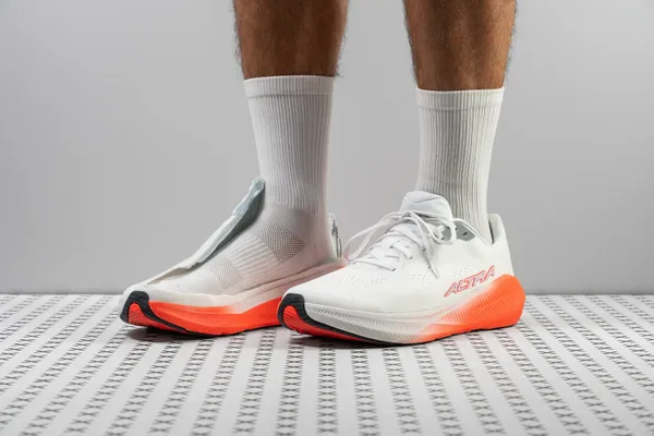 Altra Experience Flow ST