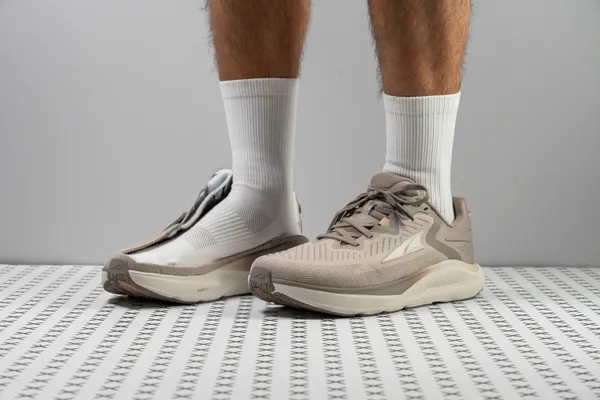 Altra Paradigm 8