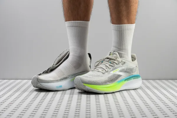 Brooks Adrenaline GTS 25