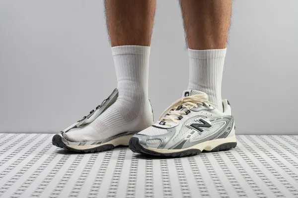 New Balance 204L