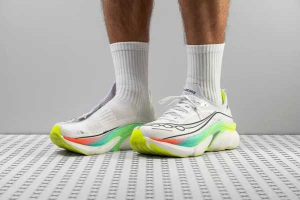 Saucony Endorphin Elite 3