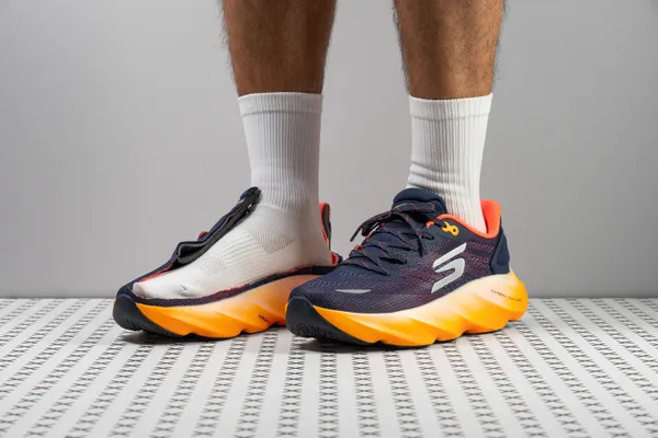 Skechers Aero Burst